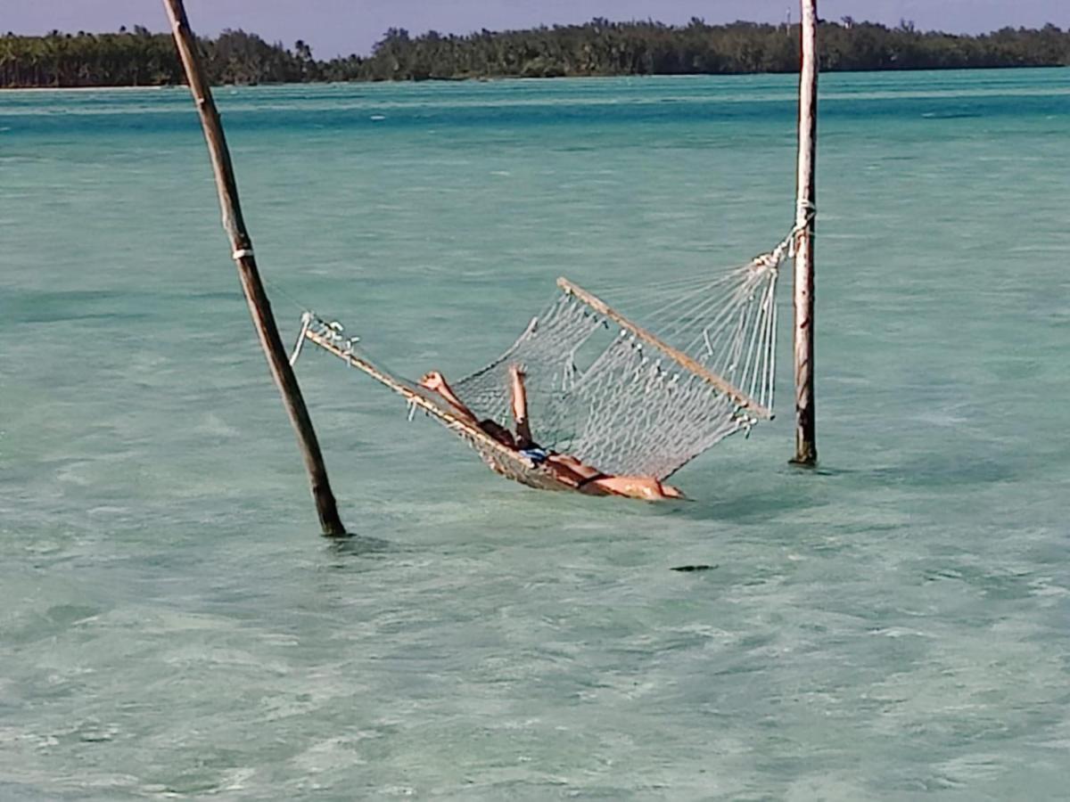 Only You Motu Bora Bora Luaran gambar